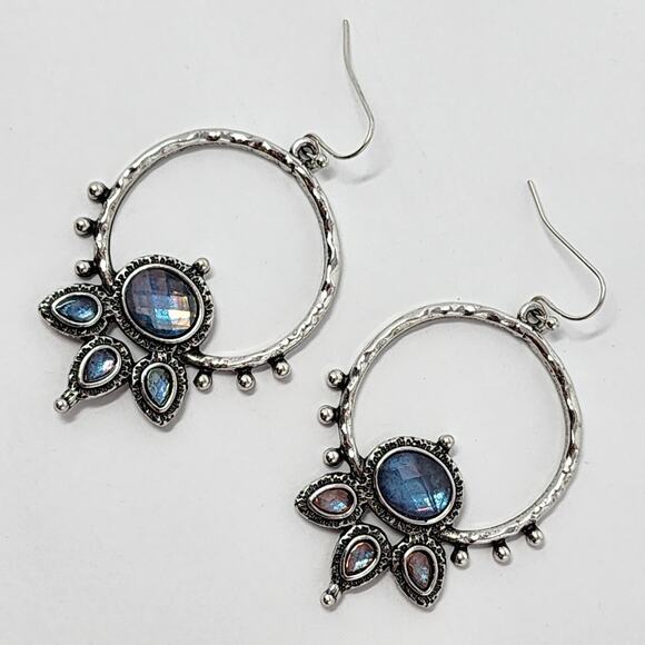 Silver Boho Queen Labradorite Earrings - Picture 2 of 5